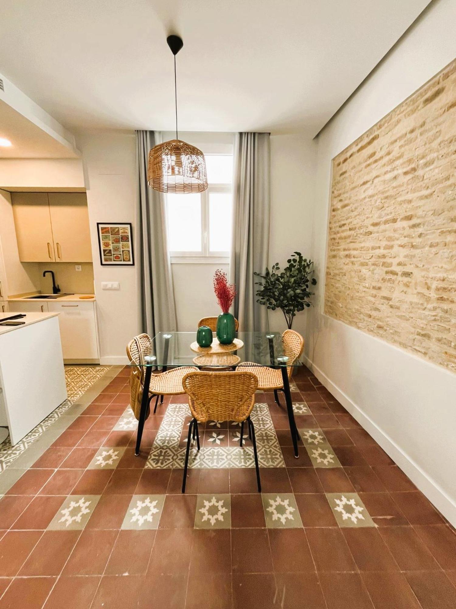 Puerta Carmona Apartment Sevilla Bagian luar foto