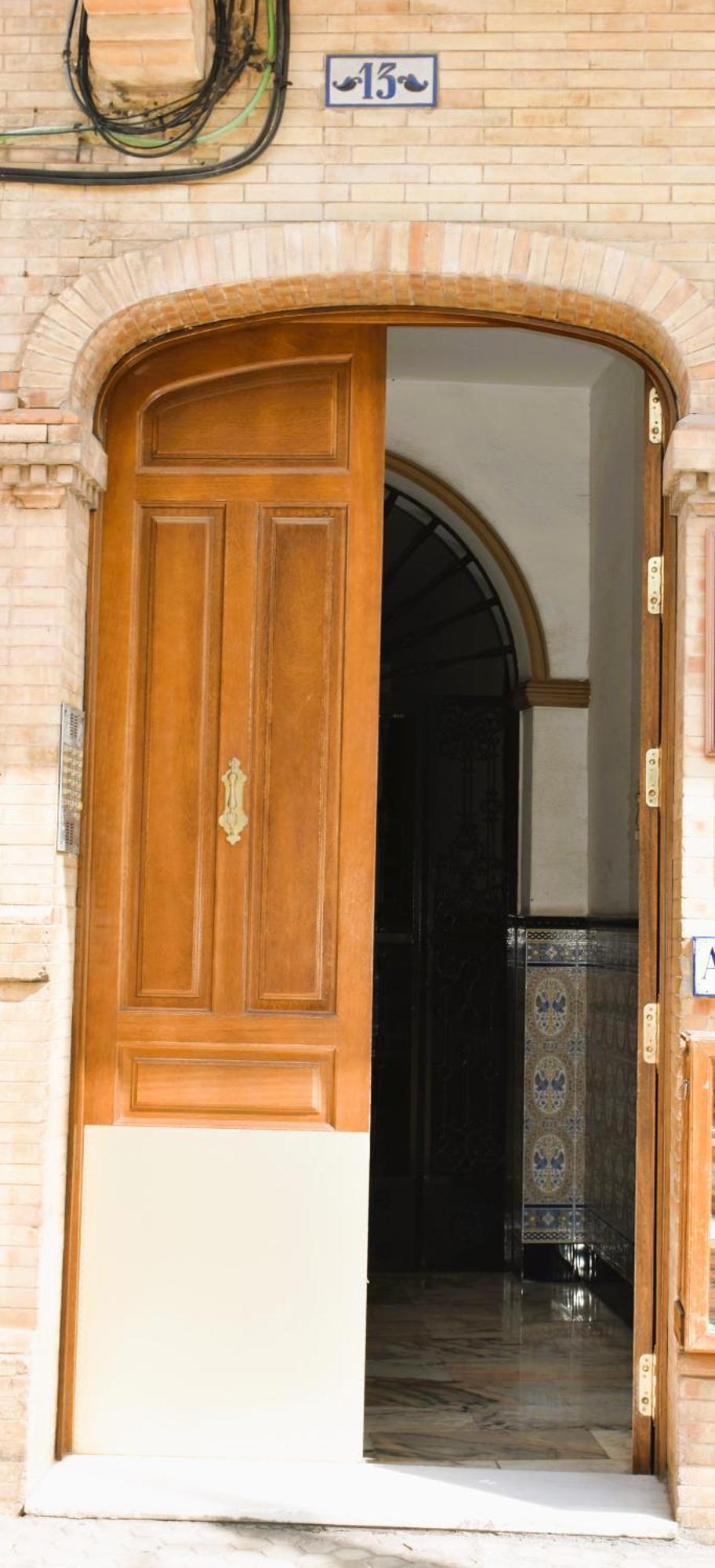 Puerta Carmona Apartment Sevilla Bagian luar foto